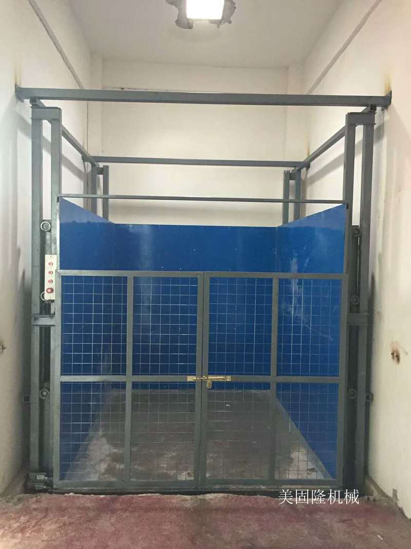 阿勒泰导轨式升降货梯价格